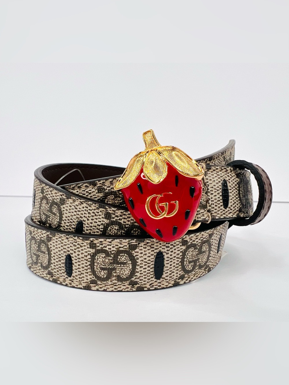 Gucci Strawberry Plaque Fresas GG Supreme Canvas Leather Belt Size 32 cm - 80 in
